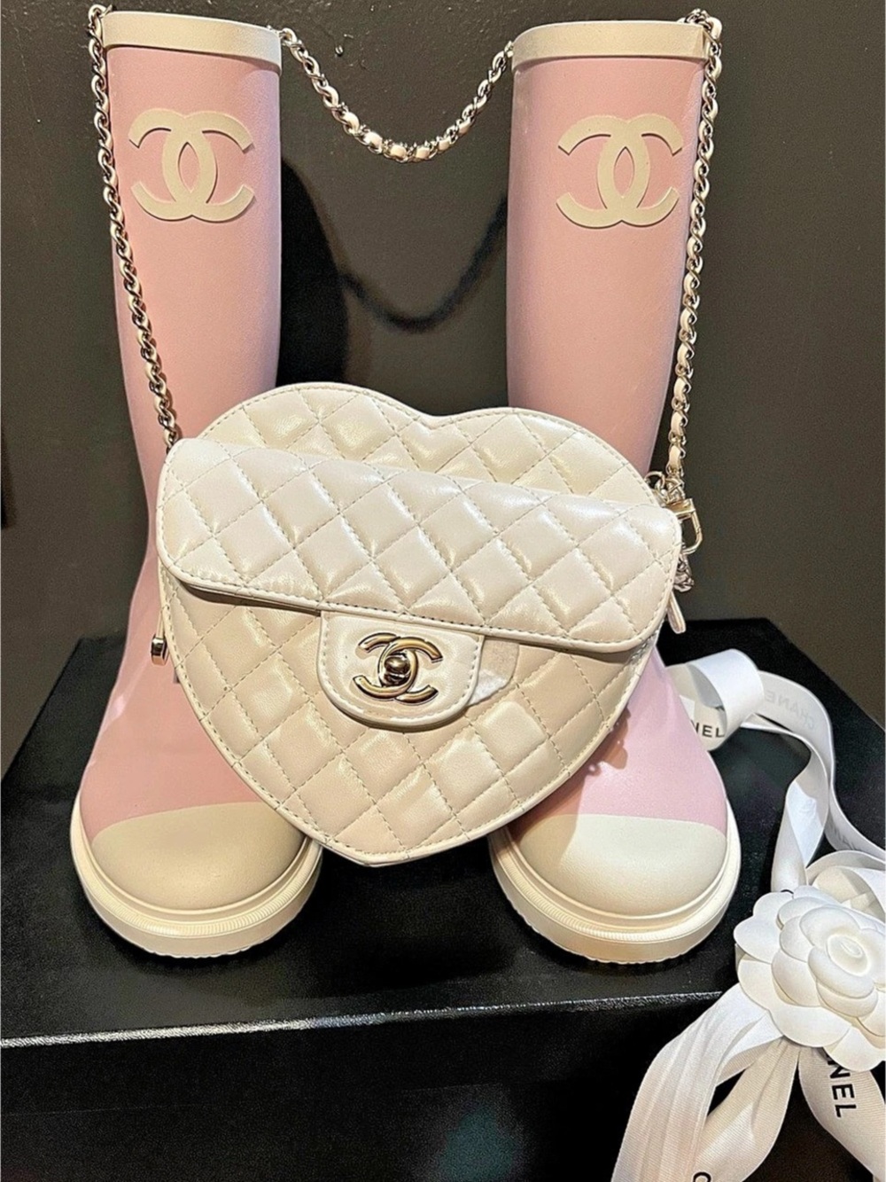 Chanel Rose Pink & White /Cream Caoutchouc CC Logo Pull On Rubber Rain Boots 38